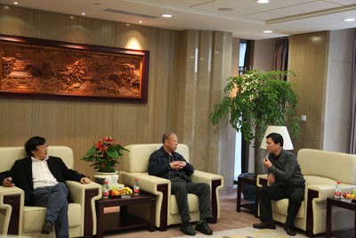 中国建筑装饰协会会长李秉仁到装饰集团检查指导