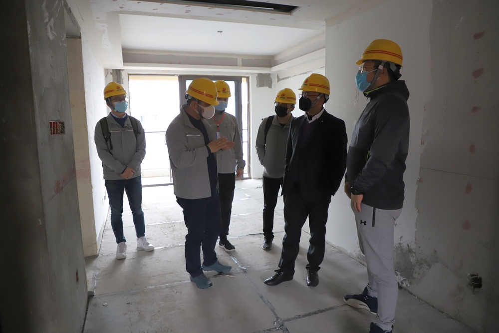 中天控股集团副总裁吴华到精诚装饰检查指导工作